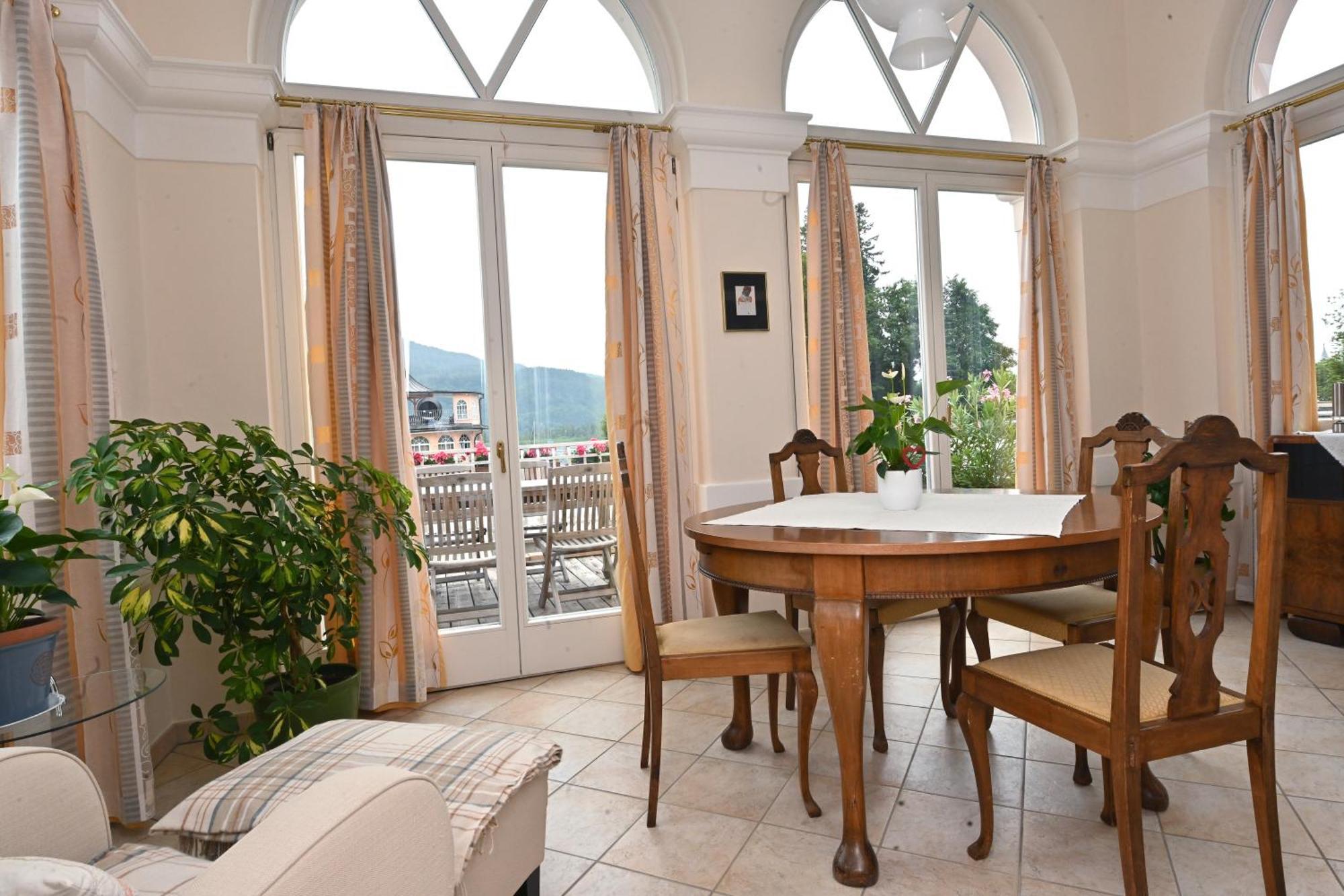 阿斯托利亚酒店 Pörtschach am Wörthersee 外观 照片